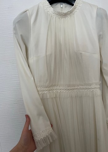 Uzun Kollu Beyaz Düz Kesim Gelinlik - Görsel 5