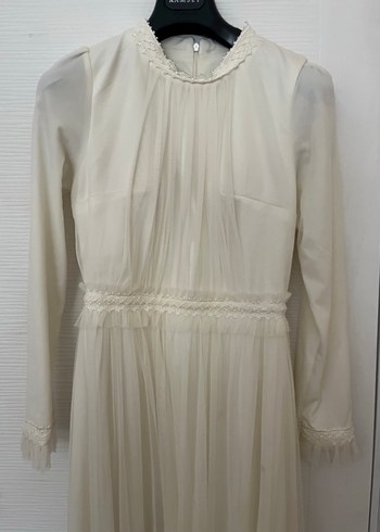 Uzun Kollu Beyaz Düz Kesim Gelinlik - Görsel 3