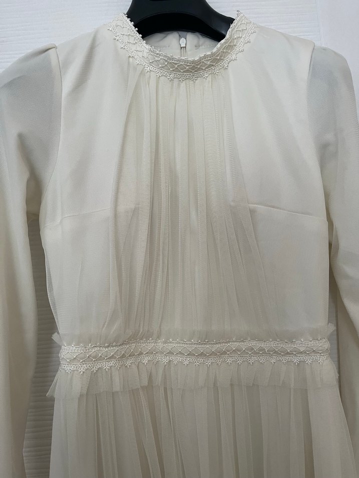 Uzun Kollu Beyaz Düz Kesim Gelinlik - Görsel 4