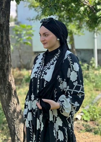 Uzun Siyah Etnik Desenli Püsküllü Elbise - Görsel 2