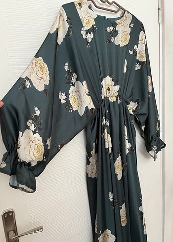 Uzun Bohem Kadın saten tesettür elbise - Görsel 3