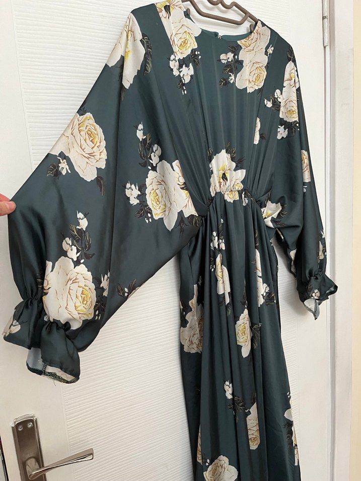 Uzun Bohem Kadın saten tesettür elbise - Görsel 3