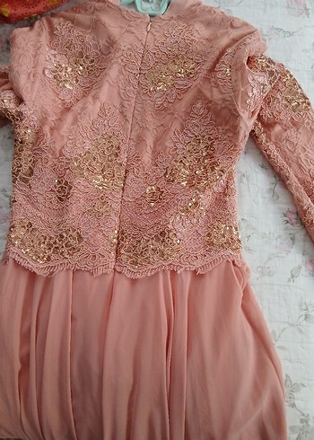 Pembe Dantel İşlemeli Uzun Abiye Elbise