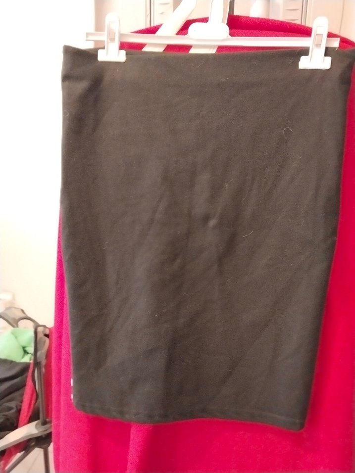 likralı tarz etek - Görsel 3