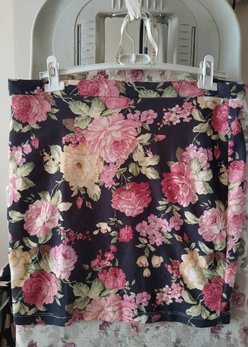 Pembe Çiçek Desenli mini etek - Görsel 3