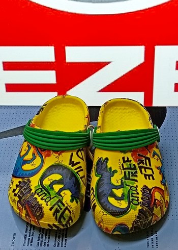 27 Beden erkek çocuk crocs