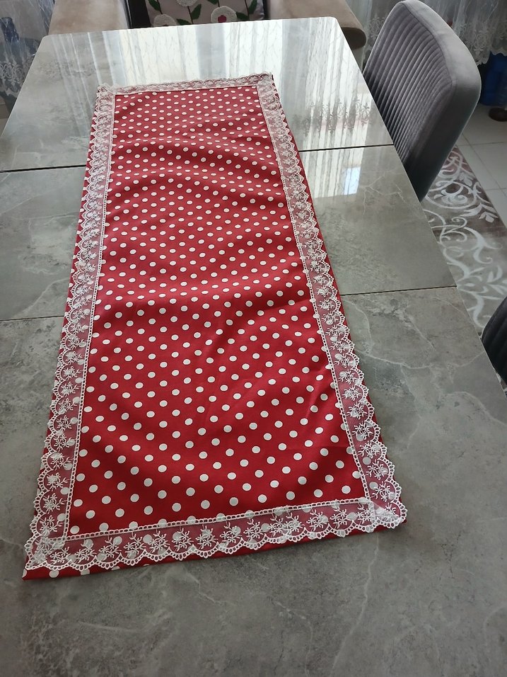 Nakışlı Kırmızı Puantiyeli Mutfak Önlüğü - Görsel 2