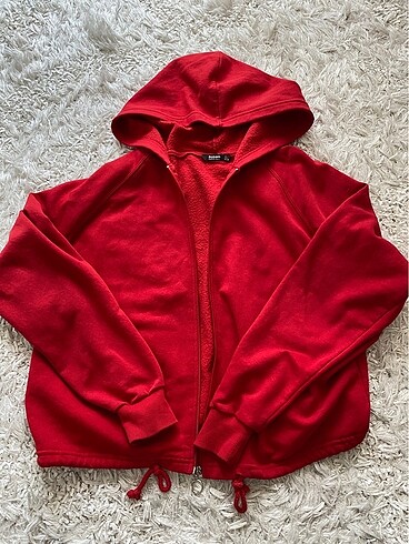 Kapüşonlu sweatshirt