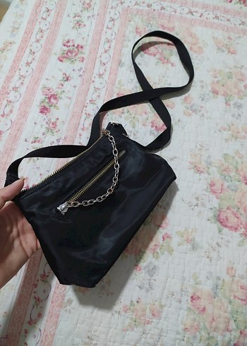 H&M Siyah Deri Fermuarlı Kadın Çanta