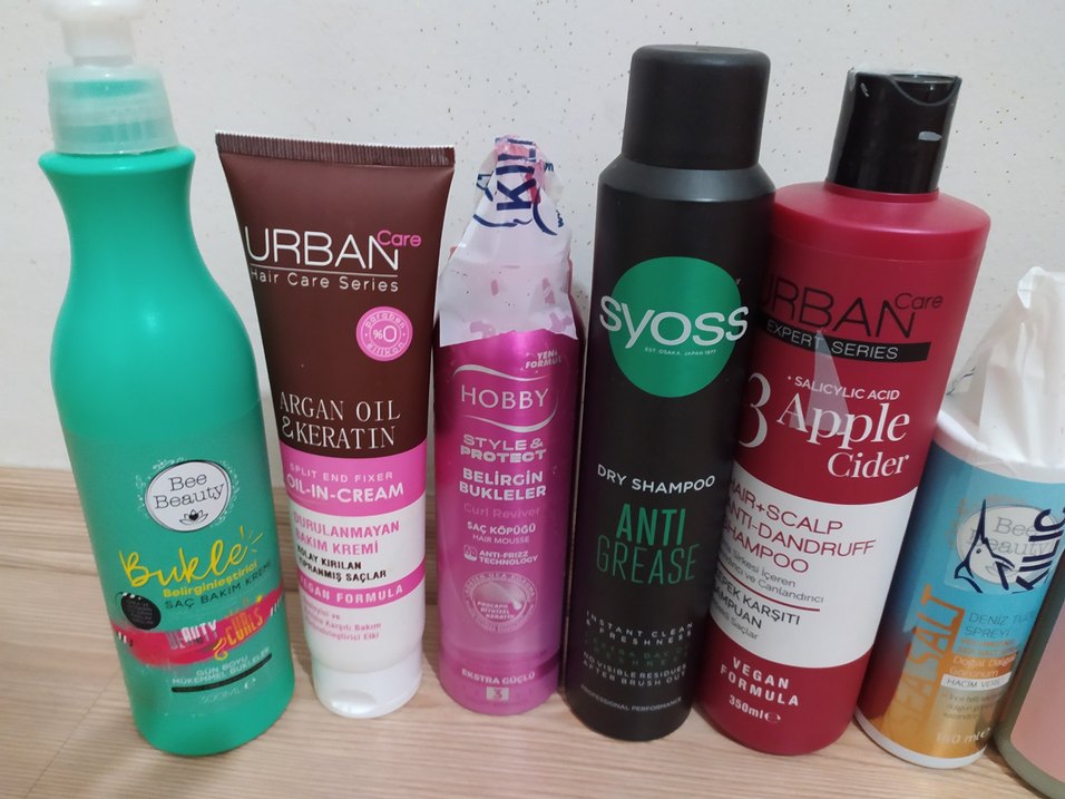 Karışık Saç Bakım Şampuanları ve Spreyleri - Görsel 2