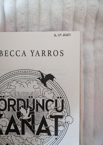  Beden Renk Dördüncü Kanat - Rebecca Yarros