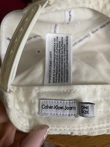 Beden Calvin Klein Jeans şapka