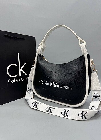 Calvin Klein Ölçüleri 25*33 cm Kod 723