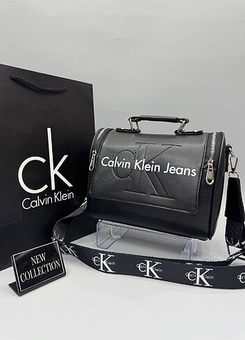 Calvin klein Ölçüler 20 x 25 cm
