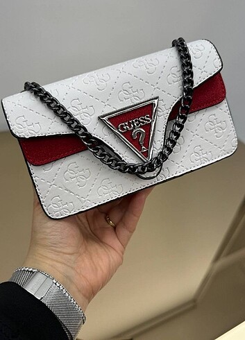 Guess A+A kalite En 17.5 cm Yükseklik 9 cm