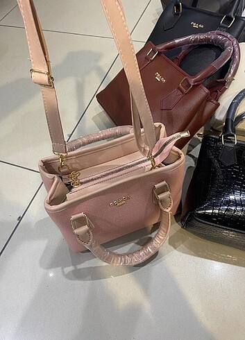 Prada çanta