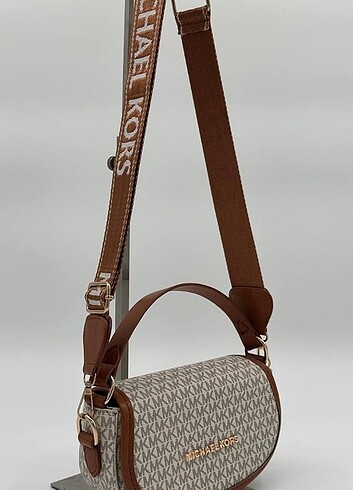 Michael Kors çapraz çanta 