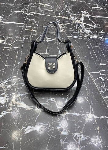 Miu miu çanta