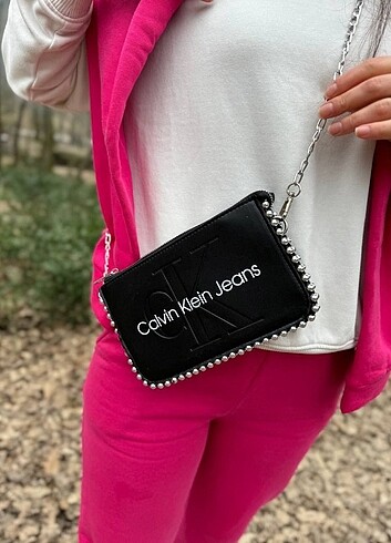 Calvin klein Ölçüler 23x13 cm 