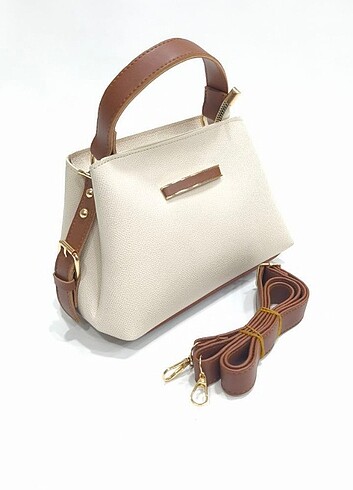 Hugo Boss Kol çantası 25x17 cm Renkler mevcut sol kaydırın Bby34