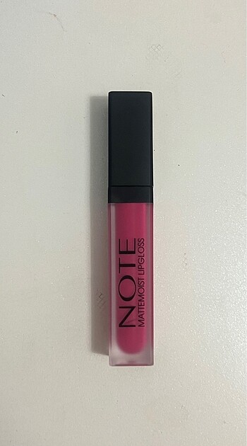 Note mat lipgloss