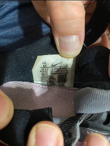 22 Beden Nike kız cocuk ayakkabı