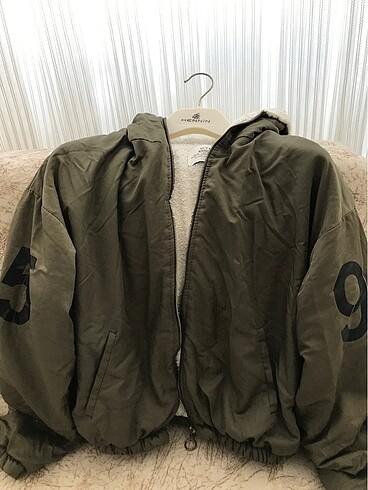 Kısa bomber ceket