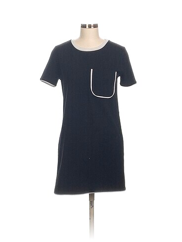 Zara Kısa Elbise %70 İndirimli.