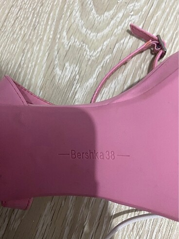 Bershka BERSHKA ESKİ SEZON TOPUKLU AYAKKABI