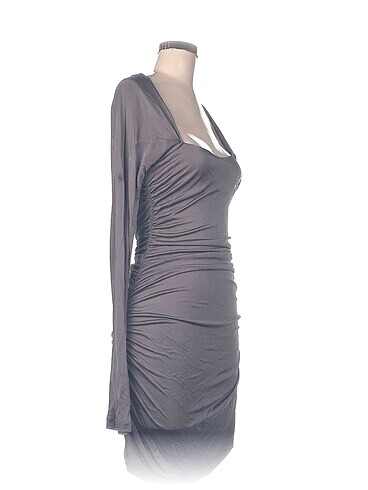 Guess Guess Kısa Elbise %70 İndirimli.