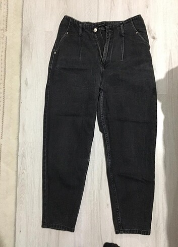 Mom Jean 