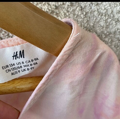 9 Yaş Beden H&M batik elbise