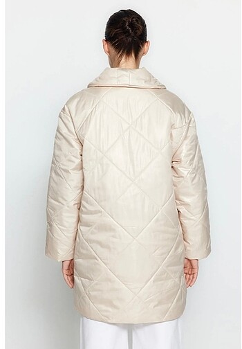 Trendyol & Milla Bej oversize kapitoneli mont