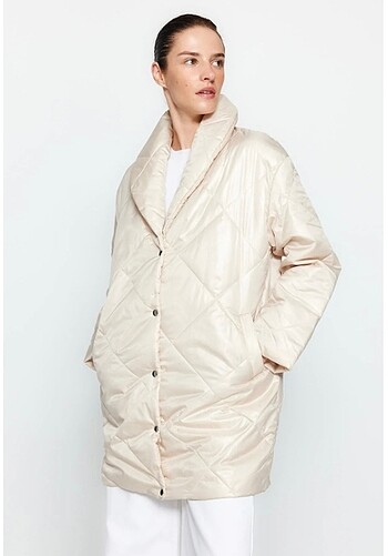 l Beden Bej oversize kapitoneli mont