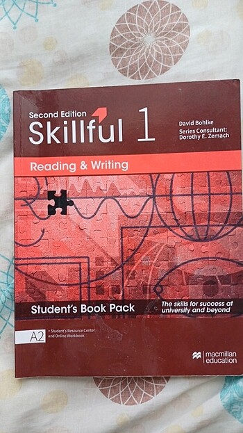 Macmillan Education Skillful