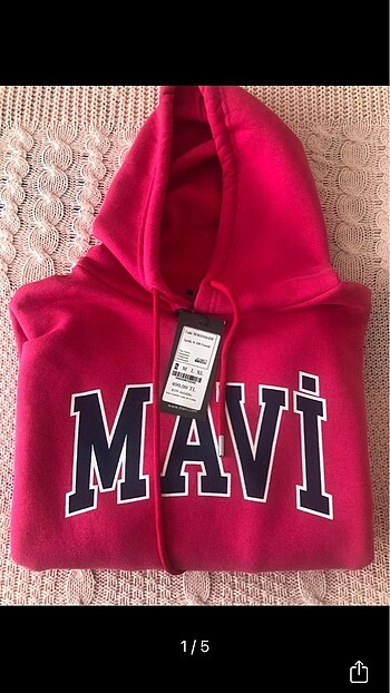 Mavi sweatshirt pembe