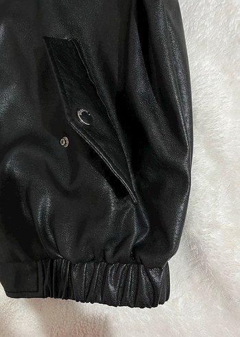 BERSHKA Siyah Deri Kadın Ceket - Görsel 5