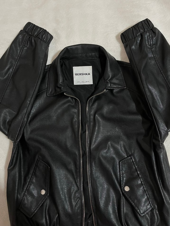 BERSHKA Siyah Deri Kadın Ceket - Görsel 2