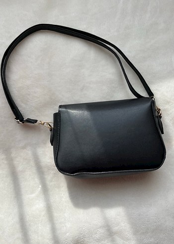 Siyah Deri Tokalı Kadın Omuz Çantası - Görsel 2