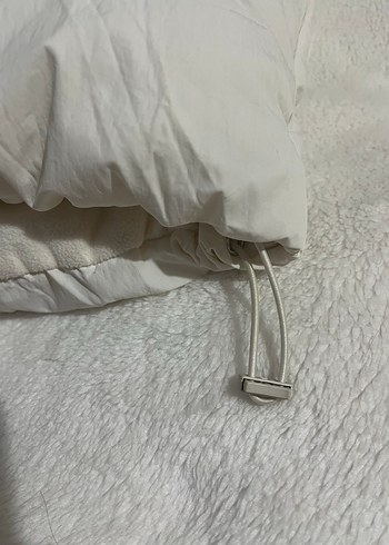 Düğmeli Beyaz Kadın Kışlık Mont - Görsel 4