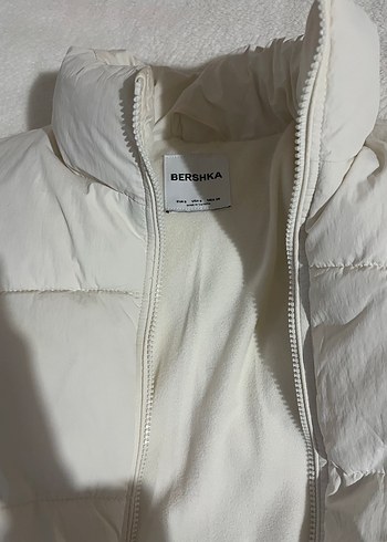 Düğmeli Beyaz Kadın Kışlık Mont - Görsel 3