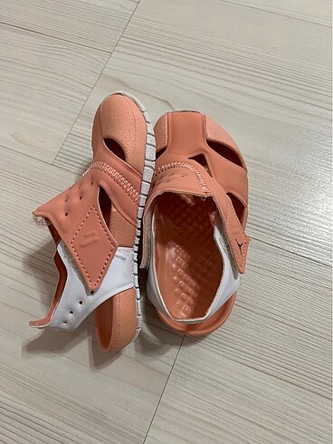 Nike Orijinal Nike sandalet