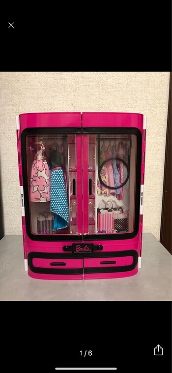 Barbie dolap