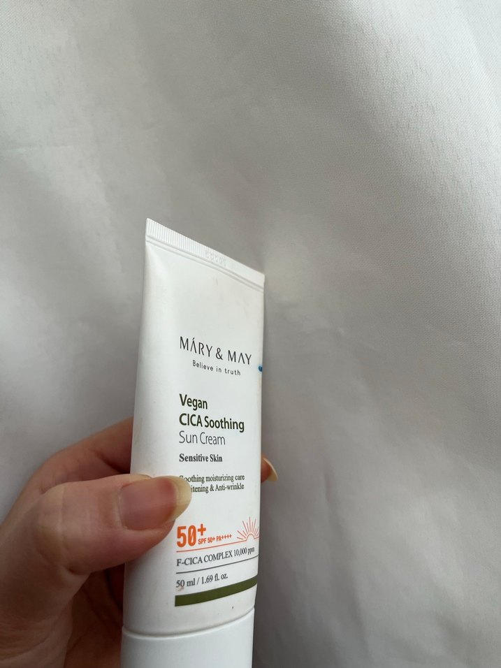 MARY&MAY CICA Sakinleştirici Güneş Kremi SPF 50+ - Görsel 3