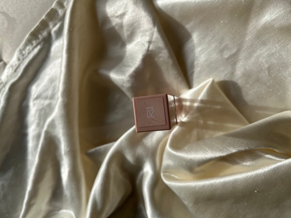 Maybelline Lifter Gloss 20 Sun - Görsel 2