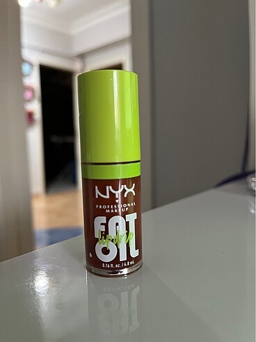 nyx fat oil dudak yağı lip gloss