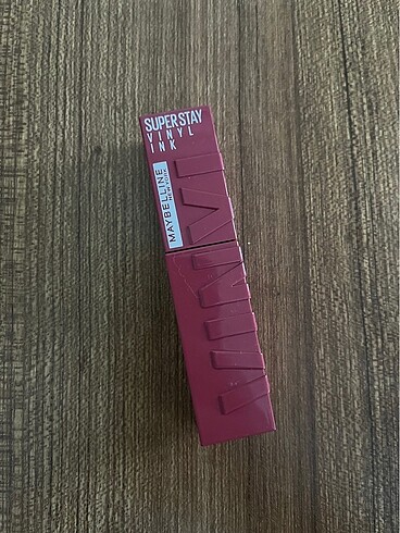 maybelline vinyl ink 160 sultry