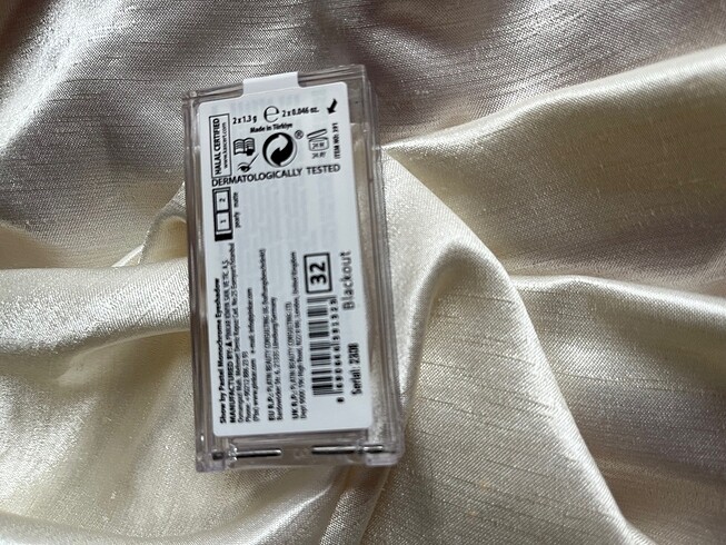 Pastel pastel monochrome siyah far paleti 32 blackout