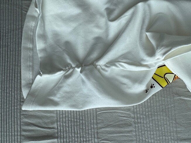m Beden beyaz Renk Bershka bananya tshirt