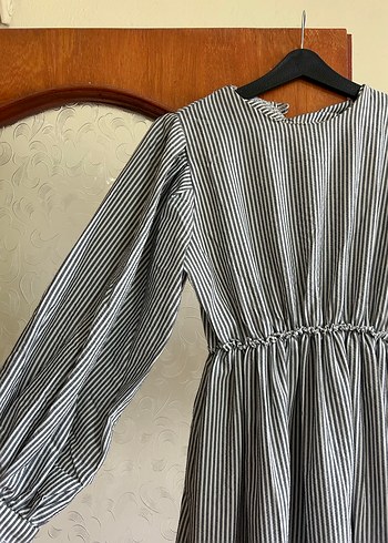 Gri Çizgili Uzun Kadın Elbise - Görsel 2